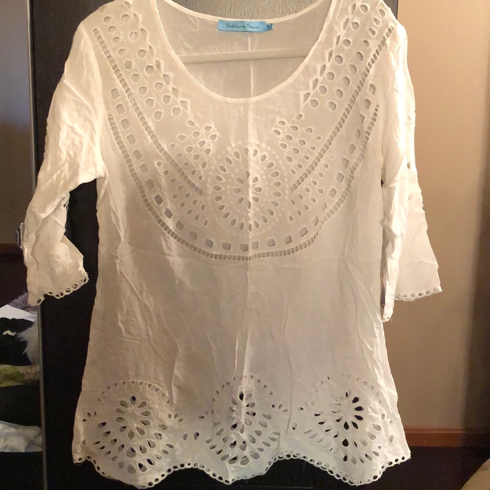 Eyelet beach top